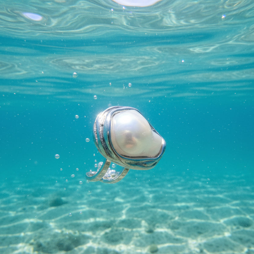 Pearl Horizon Ring