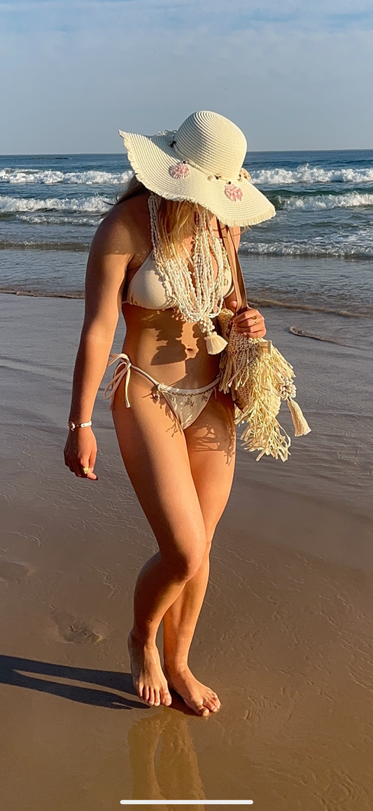 The Islander Bikini Cream