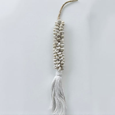 Barefoot Shell Strand