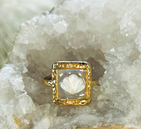 Ocean Shell Ring