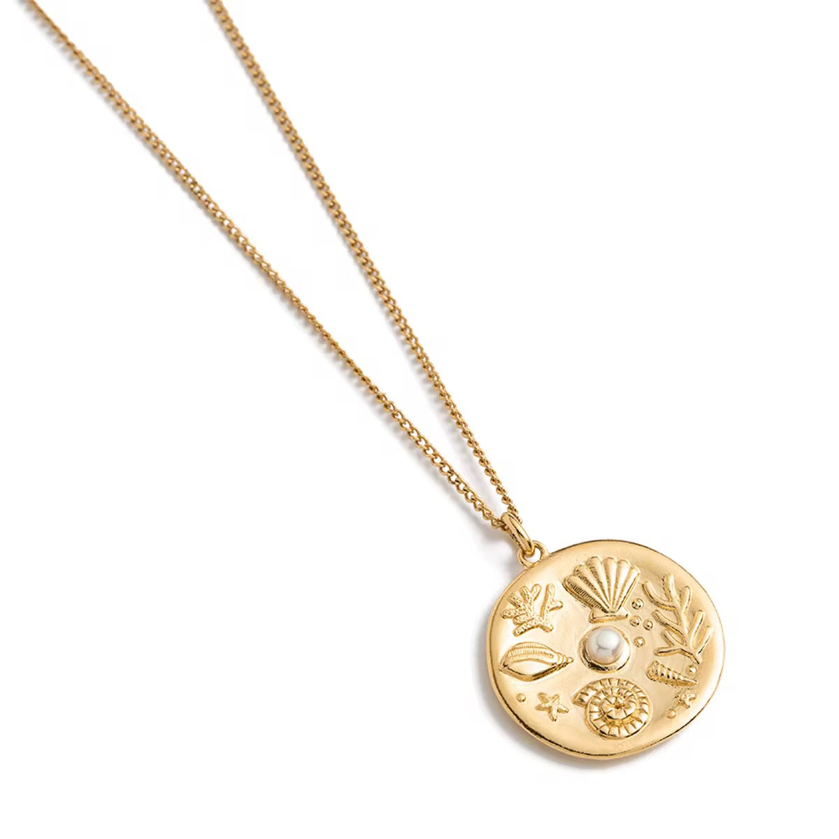 Ocean Medallion Pearl Necklace