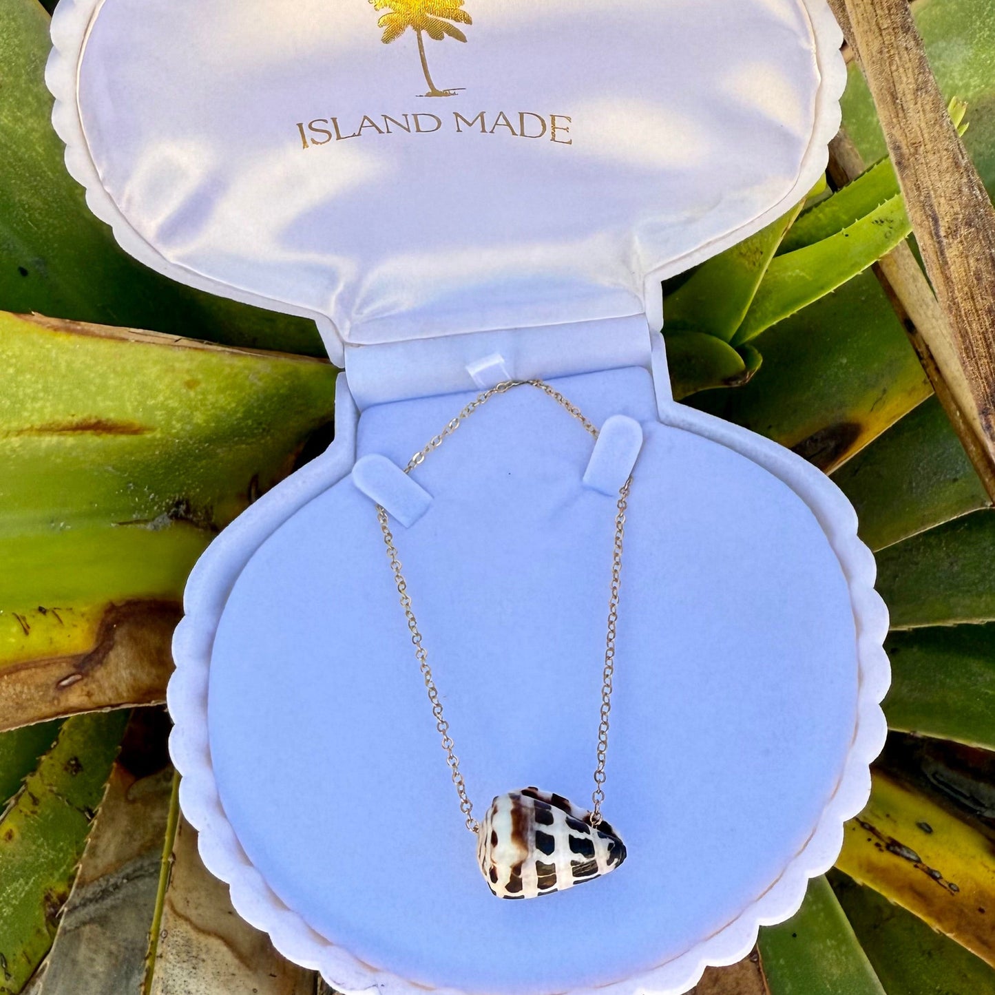 The Aurelia Necklace