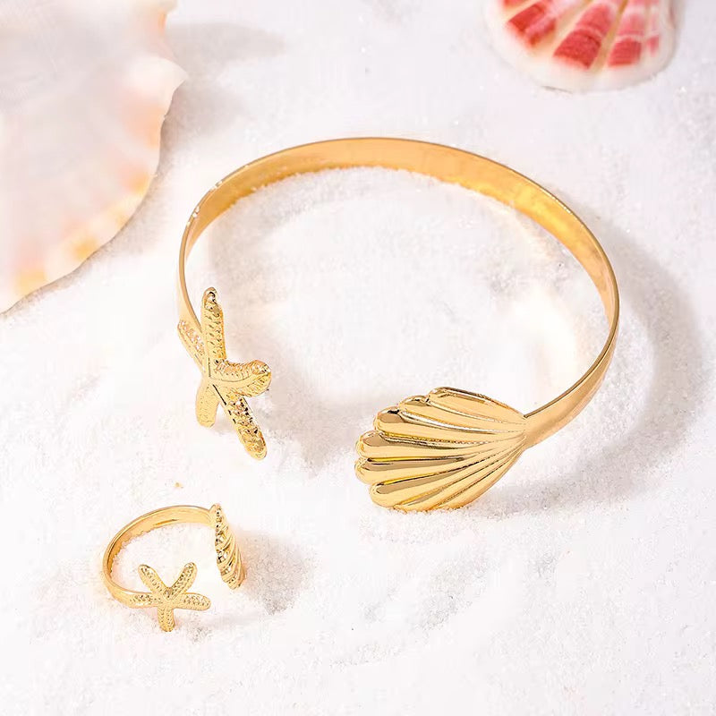 Two Piece Vintage Shell Bracelet and Ring