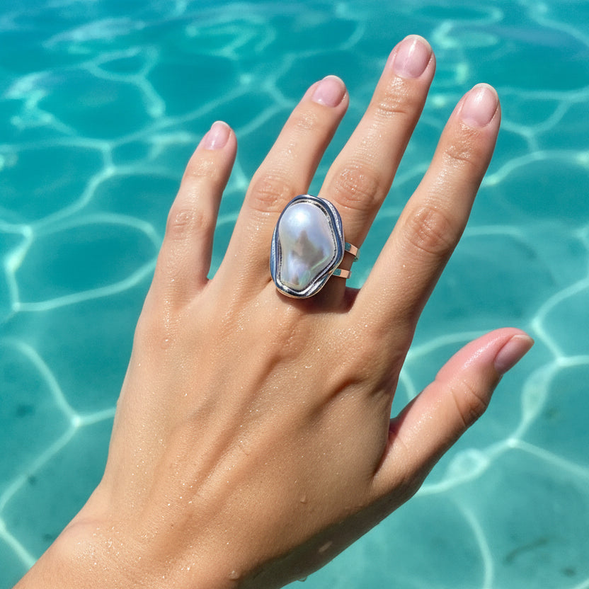 Pearl Horizon Ring
