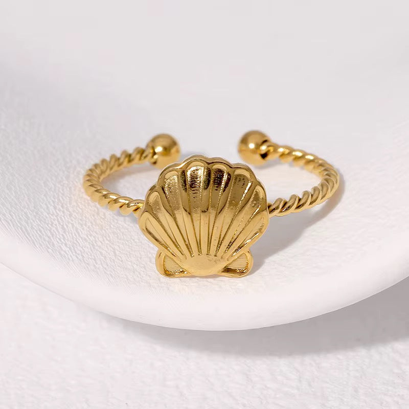 Seashell Twist Ring