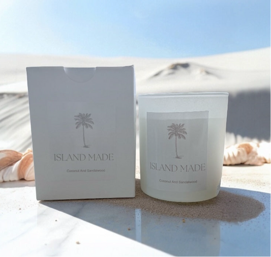 Island Made Candle – Coconut & Sandalwood