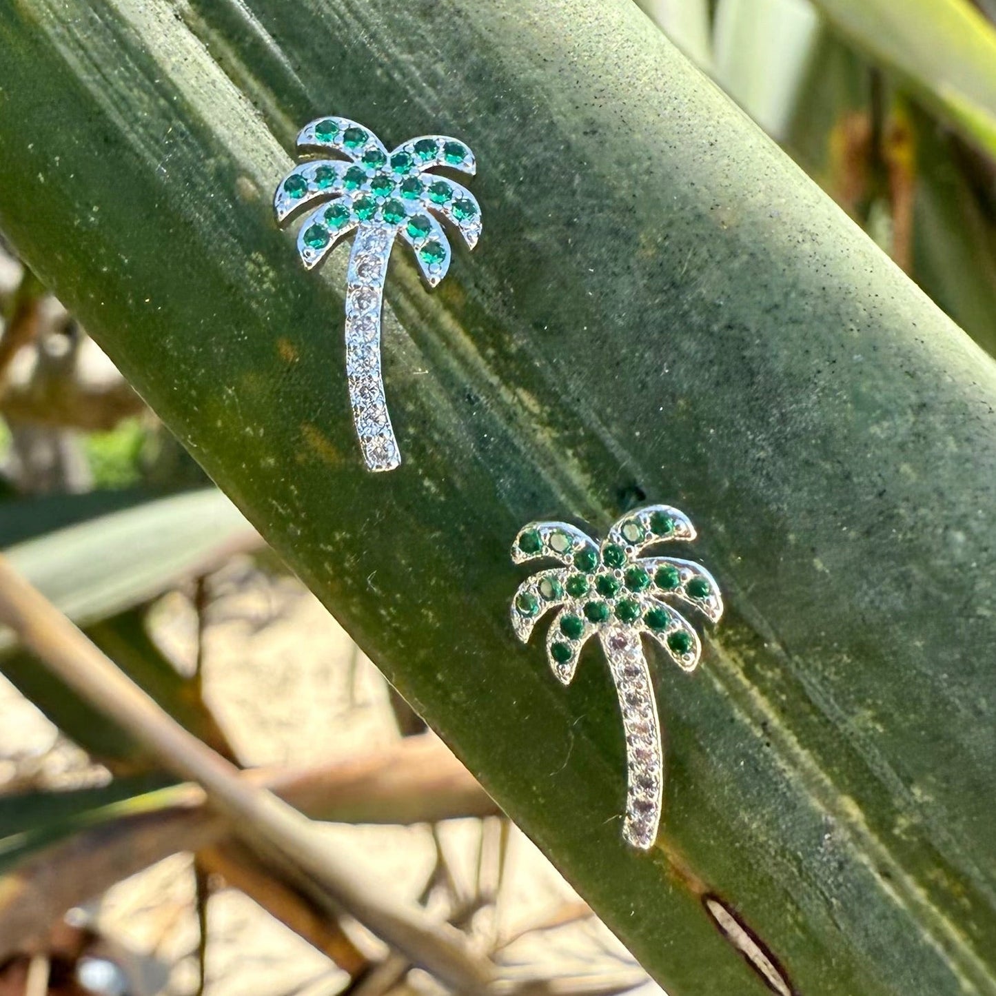 Coastal Palms Mini Studs
