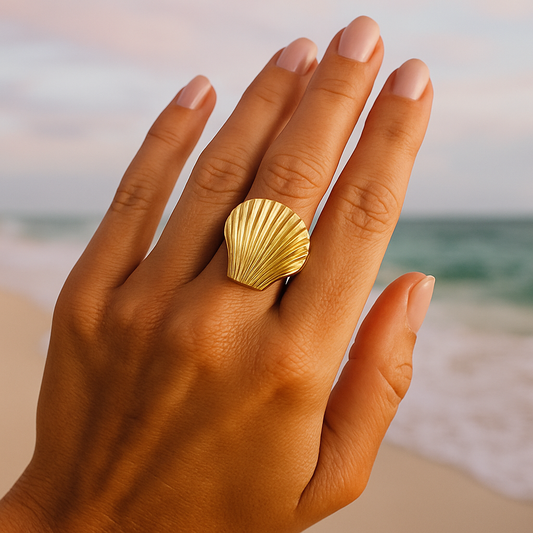 Capri Shell Ring