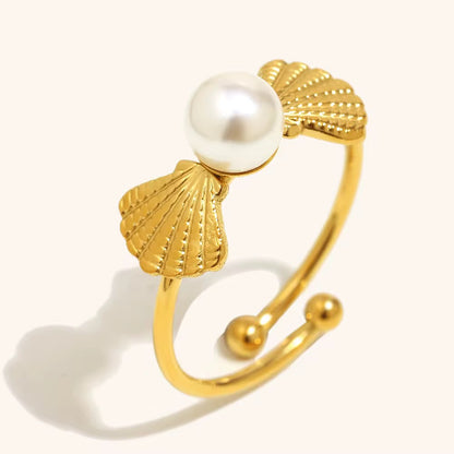 The Aurelia Ring