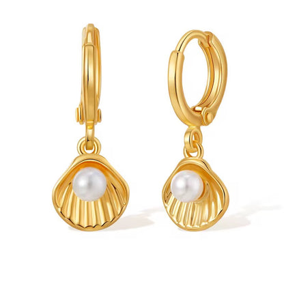 Mini Clamshell Earrings