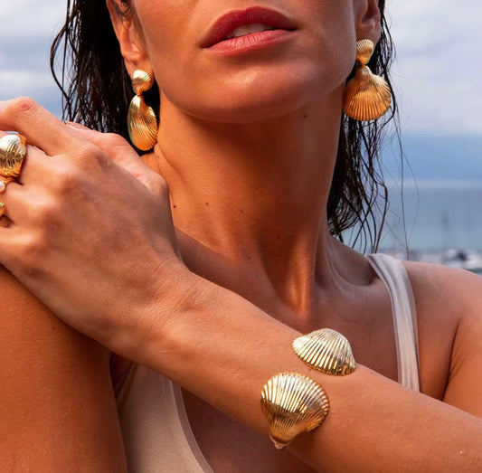 Large Scallop Cuff